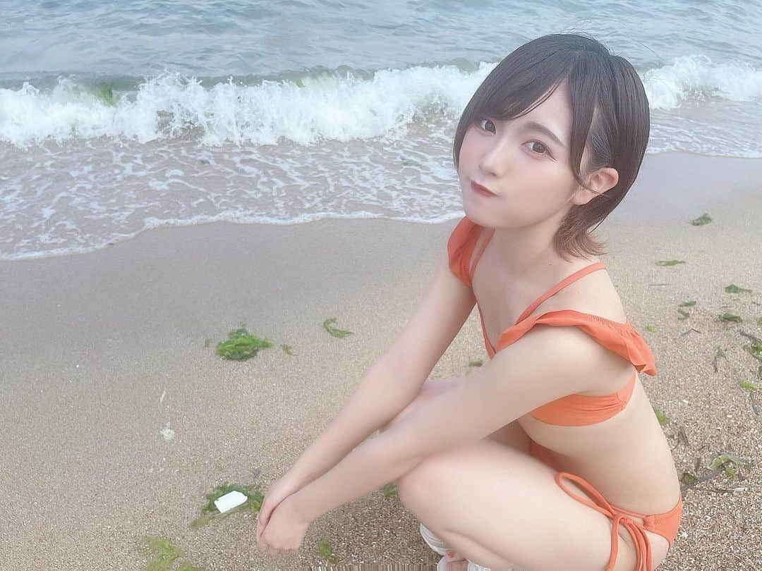 香月杏珠さんのインスタグラム写真 - (香月杏珠Instagram)「この水着可愛いでしょ🌺🌴🏖   #グラビアアイドル  #グラビア  #海  #海水浴」7月28日 20時12分 - anjyu_neko