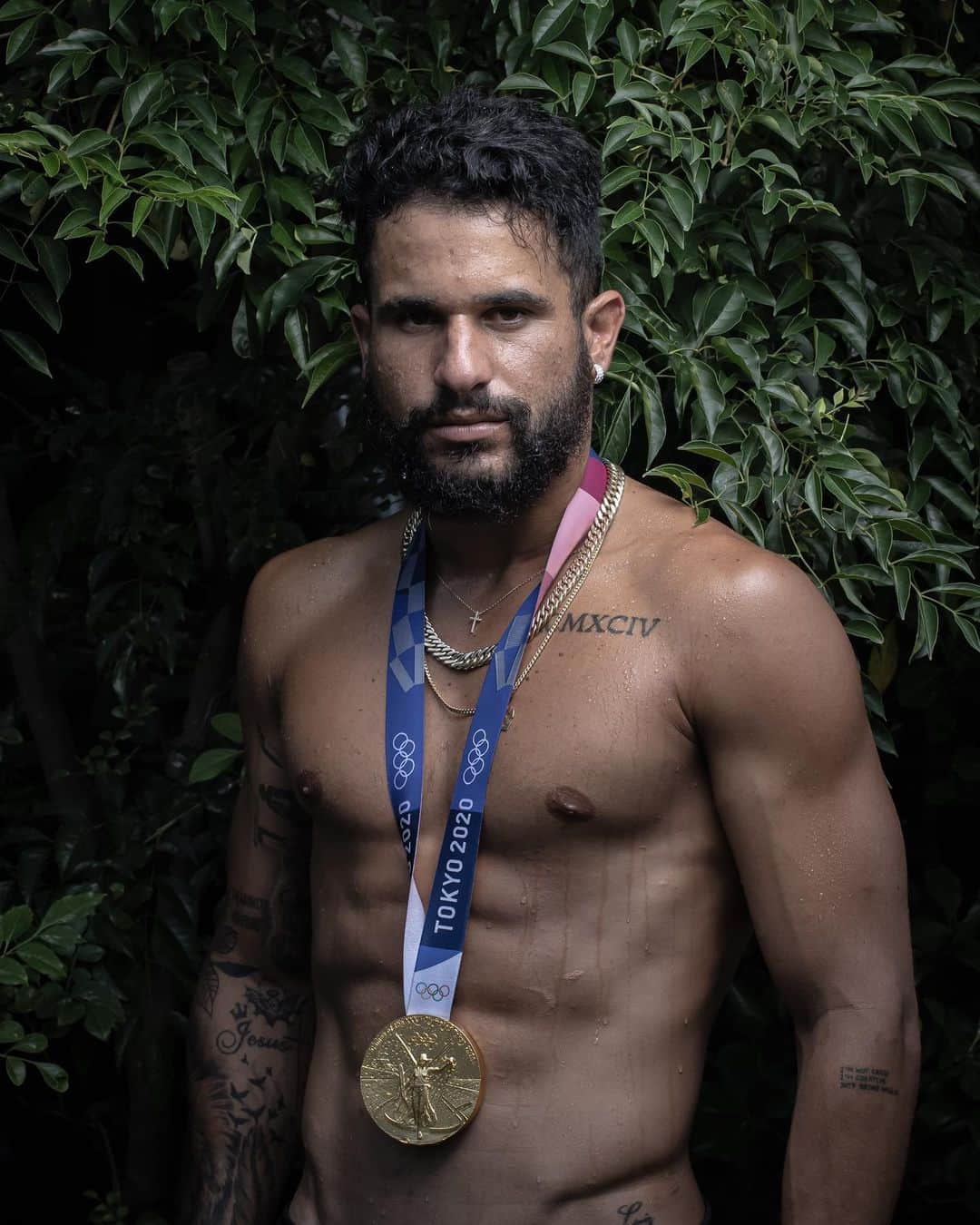 イタロ・フェレイラのインスタグラム：「GOLD 🥇  📸: @jonneroriz」