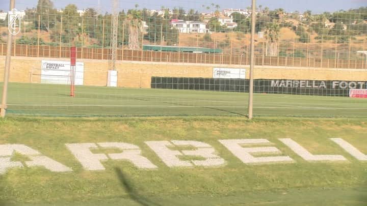 のインスタグラム：「De tu mano Dios 🙏🙏 VAMOS QUE VAMOS @granadacf 💪💪💪#pretemporada  #allegria #ilusion #nuevosretos 👍👍👍PUESTA APUNTÓ」