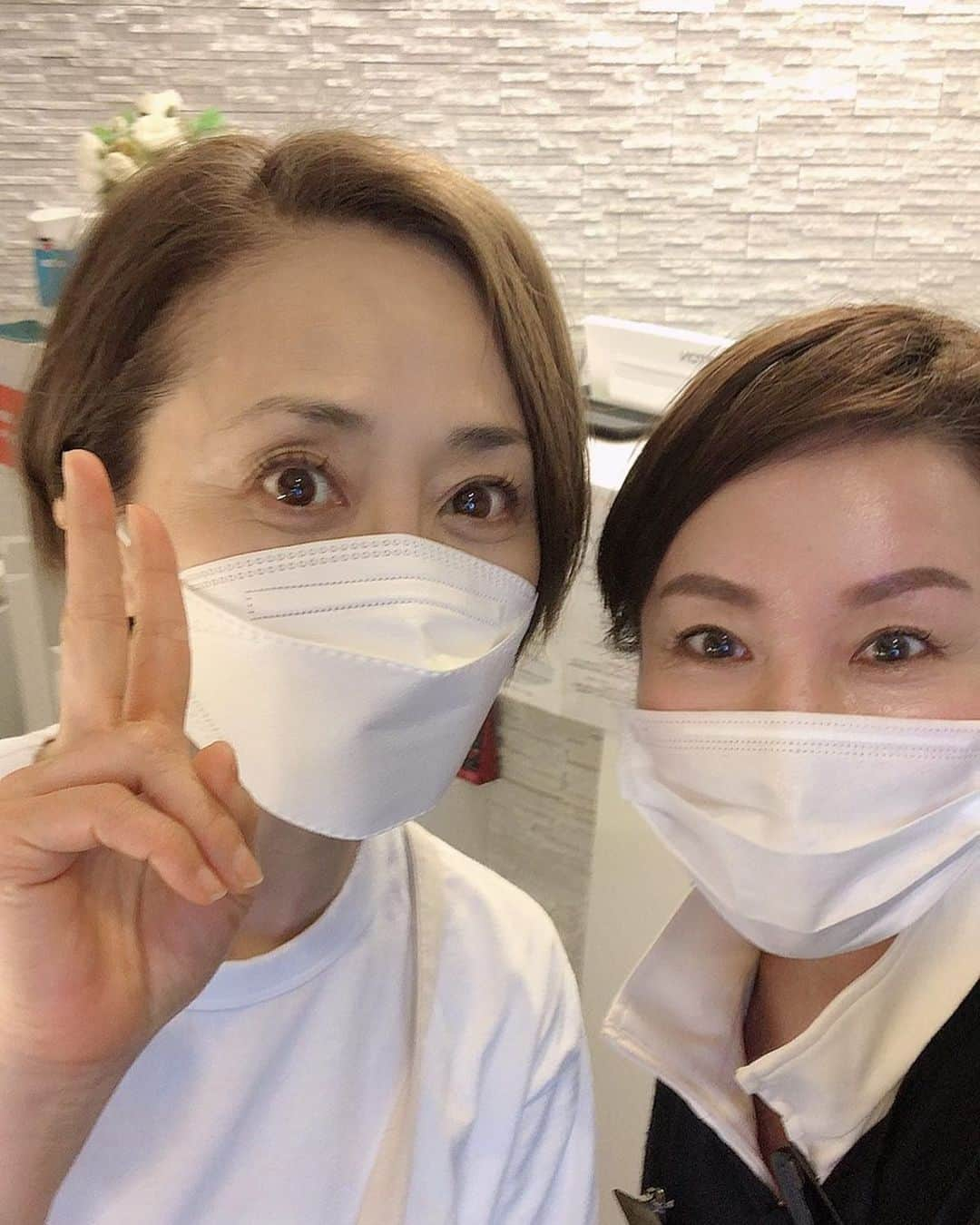 熊谷真実さんのインスタグラム写真 - (熊谷真実Instagram)「赤坂AAクリニックから名前が変わって、東京予防医療クリニックへ。 高濃度ビタミンC点滴、オゾン点滴、元気になる点滴をしていただきました。 永沢さんは頼れる味方！ ありがとうございました！  さぁ 今日から劇場入り！ 楽しもう。  #熊谷真実 #レッドシアター #マミィ #明日は初日 #東京予防医療クリニック」7月29日 7時51分 - mami_kumagai310