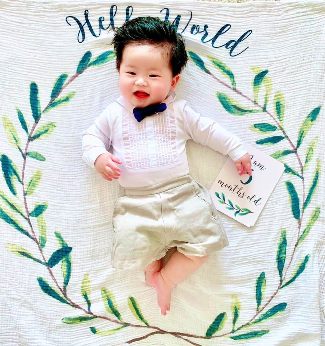 雅-MIYAVI-さんのインスタグラム写真 - (雅-MIYAVI-Instagram)「5 months since his first breath 🙌🏻🙌🏻😃🌈 Thx for the perfect outfit! @theodoremillertokyo @ahnmikaofficial 🙏🏻 #Skyler」7月29日 5時51分 - miyavi_ishihara