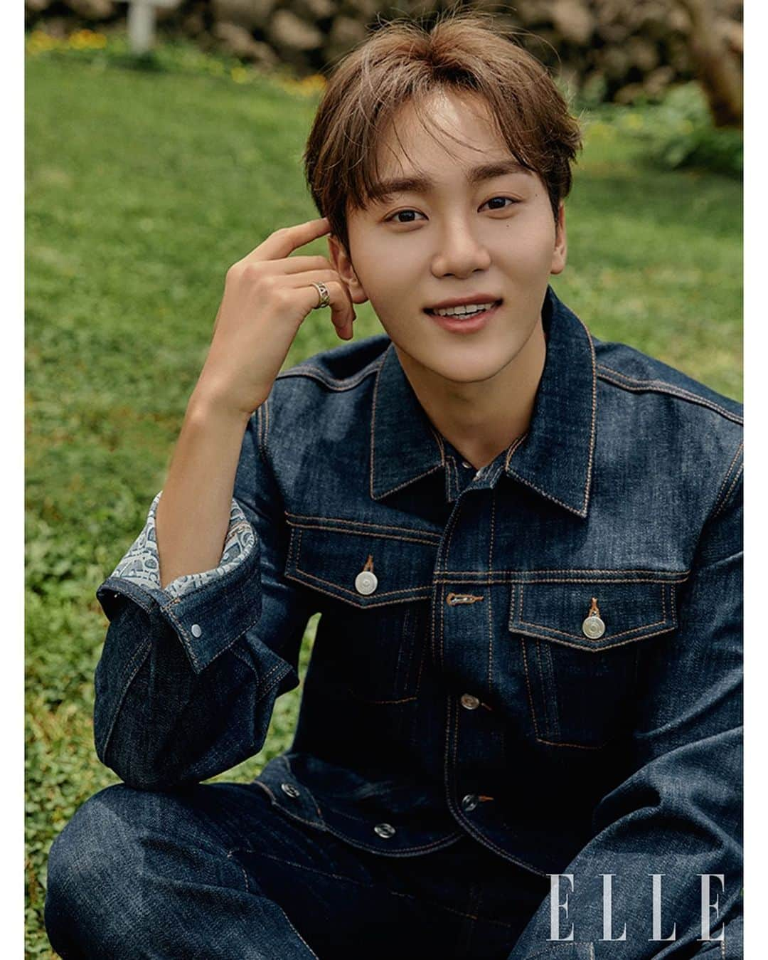 SEVENTEENさんのインスタグラム写真 - (SEVENTEENInstagram)「Photo by @ellekorea📸  #승관 #SEUNGKWAN #세븐틴 #SEVENTEEN #ELLE #ELLEKOREA」7月29日 12時00分 - saythename_17