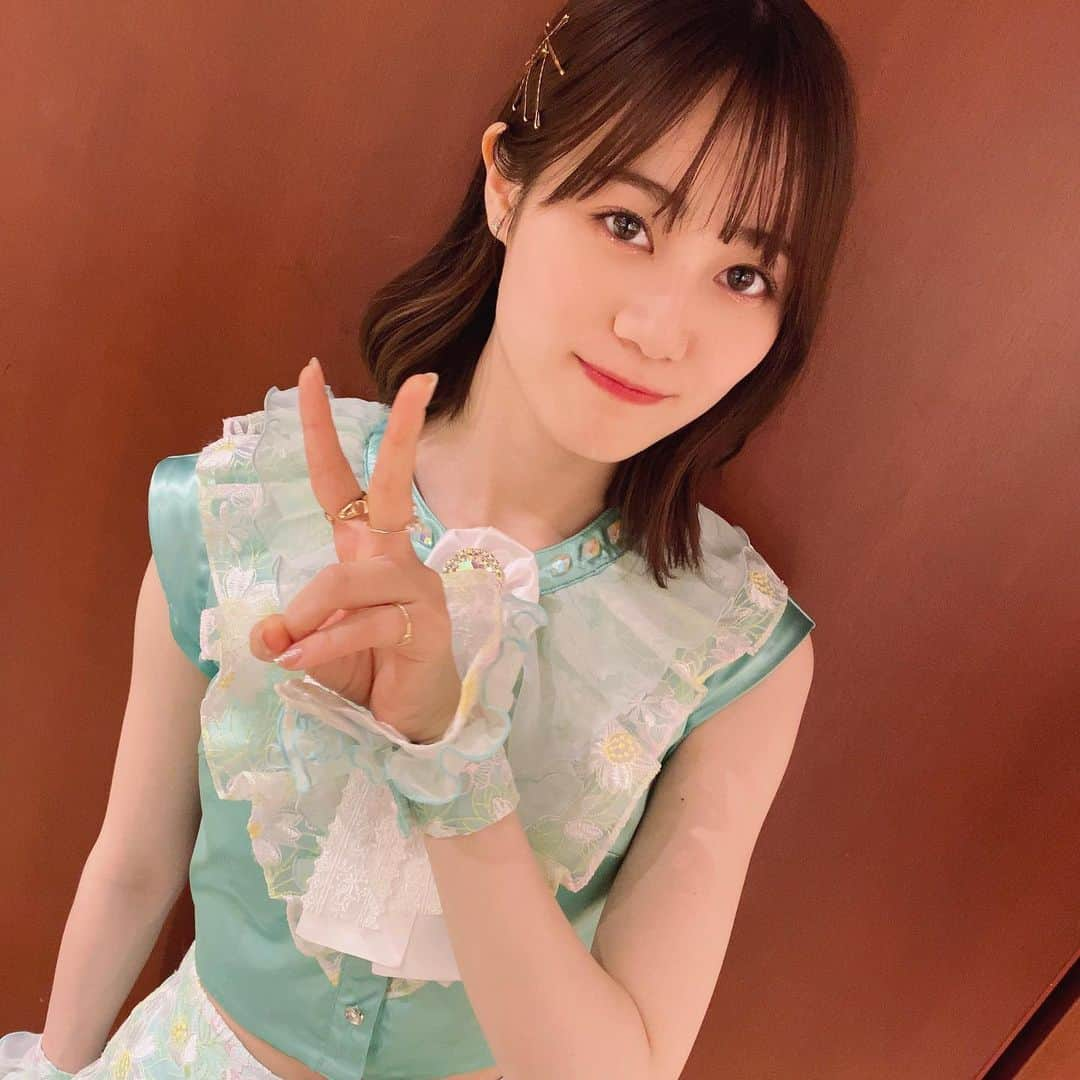 伊藤美来さんのインスタグラム写真 - (伊藤美来Instagram)「RhythmicBEAMYOU LIVE Blu-ray発売中🍇🌷🕊  絶対見てほしい映像作品になっています。特典もいっぱい😭  #みくです☺︎ #RhythmicBEAMYOU #LIVE #Blu-ray  https://columbia.jp/itomiku/disco.html」7月29日 20時08分 - itomiku_official