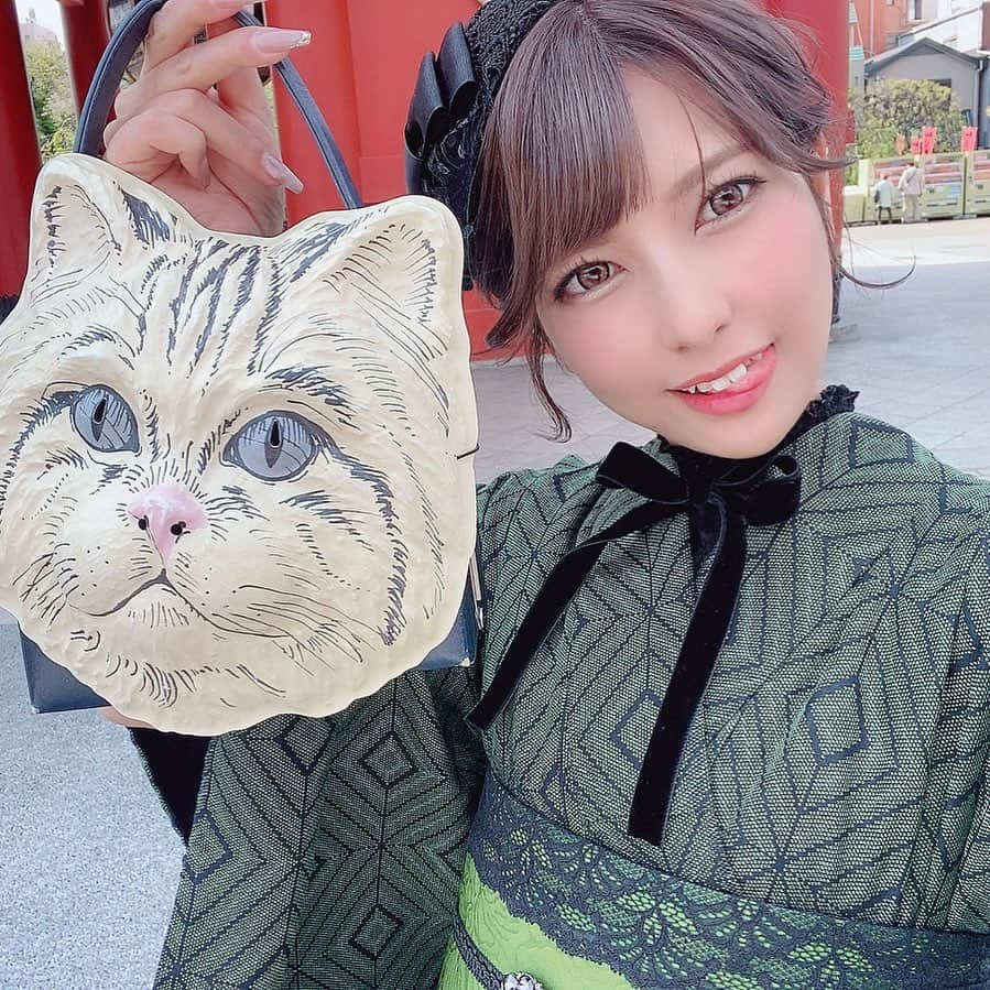 春咲りょうさんのインスタグラム写真 - (春咲りょうInstagram)「🐱💓」7月29日 20時32分 - su___721