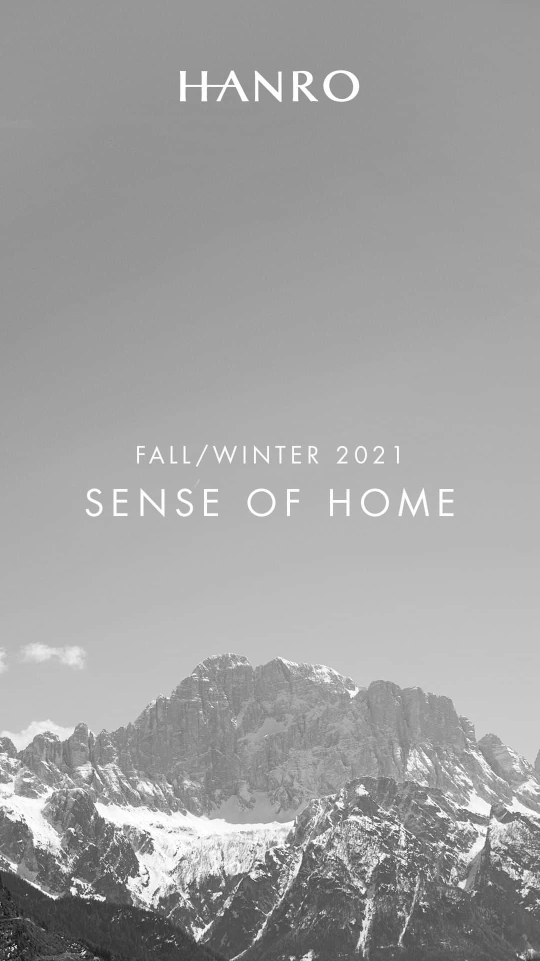 ハンロのインスタグラム：「‘Sense of home’ - it’s more of a feeling than a place. It stands for a sense of belonging and a sense of living.   With the Fall/Winter 2021 campaign, HANRO conveys an attitude towards life that the premium underwear brand has represented for over 135 years: Being wrapped up in a high-quality, fine garment made of natural materials, the reassurance of wearing durable, sustainable quality apparel, the attention to detail – in the craftsmanship, in the design, and in the finishing touches.  HANRO also has a close relationship to Switzerland, where the brand was founded, as well as to its current headquarters in Austria, where 80% of the fabrics are still produced today.   Closely connected to these two countries are the impressive mountain panorama and the untouched nature of the Alps. The new Fall/Winter 2021 collection, ‘Sense of Home’, is inspired by our origins, our contentment, and mindfulness for the environment and its resources.   Inspired by the beauty of nature and the power of color, the new collection conveys a feeling of luxury while stimulating the senses.   Soft, natural materials such as cotton, merino wool, silk, cashmere, velvet, and flannel meet the pink and red tones of fall. The dark green and blue hues can only be found in pristine nature, and exquisite gold tones evoke luxury.」