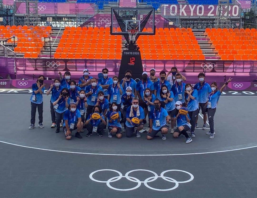松崎夕さんのインスタグラム写真 - (松崎夕Instagram)「🏀🗼🇯🇵  TOKYO 2020 Olympic for 3x3 Basketball  色々な思いがある中で、自国日本で開催できたことに凄く嬉しく思います。  今回オリンピックでは新種目の3x3バスケットボールでしたが、多くの方々から"兎に角楽しい"という声を頂き注目されました。  これを機会にもっともっと3x3バスケットボールを知って頂き、私自身3x3の魅力を多くの方々にお届けするお手伝いが出来たらと思っています。  有難う、Thank you、Merci🙏  #Tokyo2020 #tokyoolympics #olympics #3x3 #3x3basketball」7月30日 10時49分 - djyoumatsuzaki