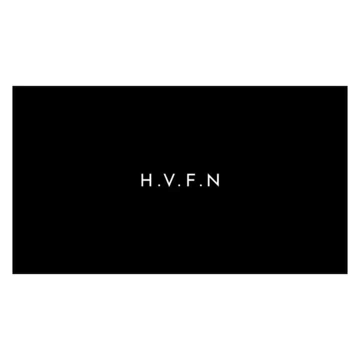 土井地恵理子のインスタグラム：「・ H.V.F.N 2021 AUTUMN&WINTER COLLECTION @h.v.f.n   photo&movie @toshinori_iida @81_journey  hair&make @sacai_short  stylist @yoko.sakano  artdirection @ryosexiro   今シーズンは初めてimage movieを作りました。 プロフェッショナルな皆様の力を借りて とても素敵なmovieに仕上がって 本当に嬉しい！！ わくわくが止まらなかった撮影。 ありがとうございました✨  もうすぐ秋冬コレクションも入荷します。 予約受付開始しました。 是非ご覧ください🙌🏻  #hvfn #21aw」