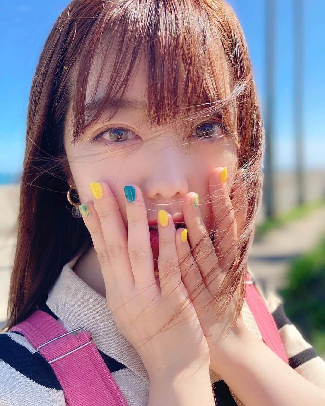 峯岸みなみさんのインスタグラム写真 - (峯岸みなみInstagram)「爪見るたびにちょっと元気🏝🐬💛」7月30日 21時59分 - minegishi_31chan