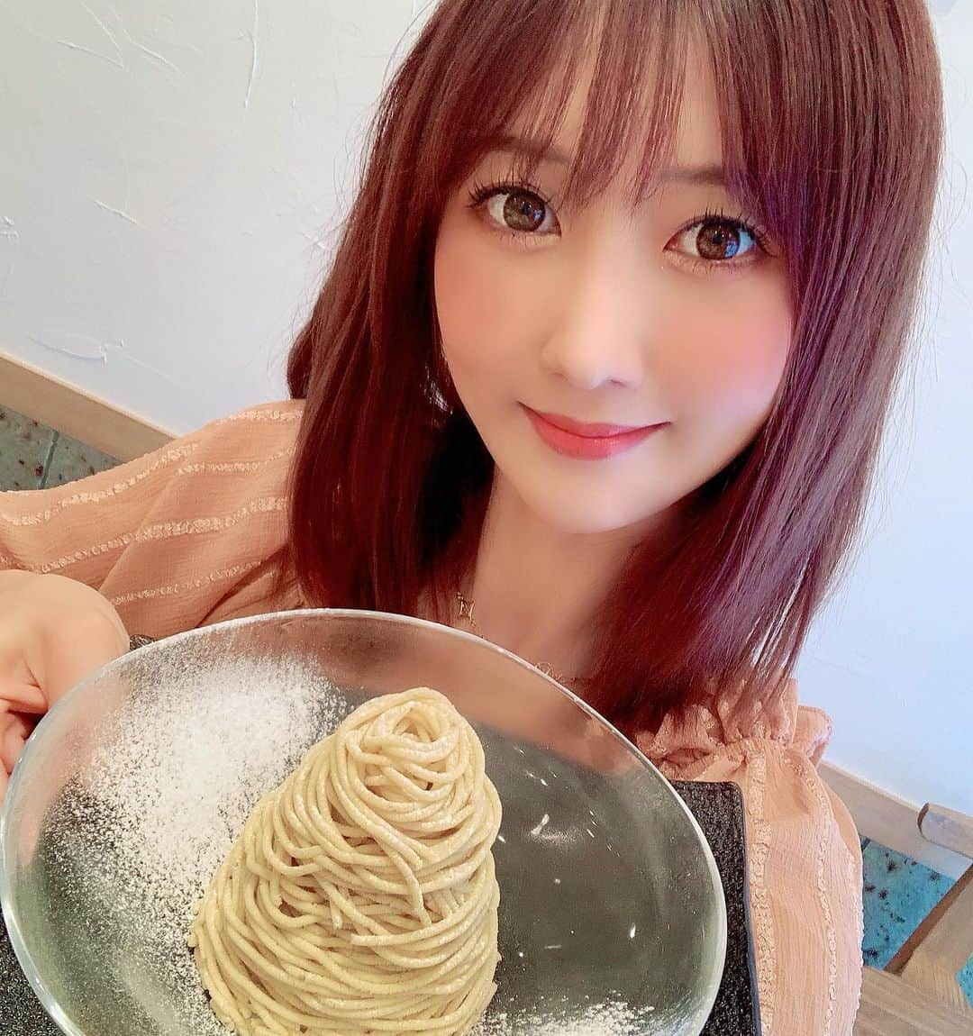 大槻ひびきさんのインスタグラム写真 - (大槻ひびきInstagram)「栗大好き🥺🧡🌰」7月30日 16時41分 - yanhibi0221