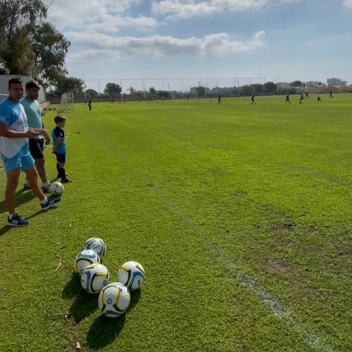 ゴンサロ・ロドリゲスのインスタグラム：「CLIMA DE PARTIDO….@eliteteam último día…..」