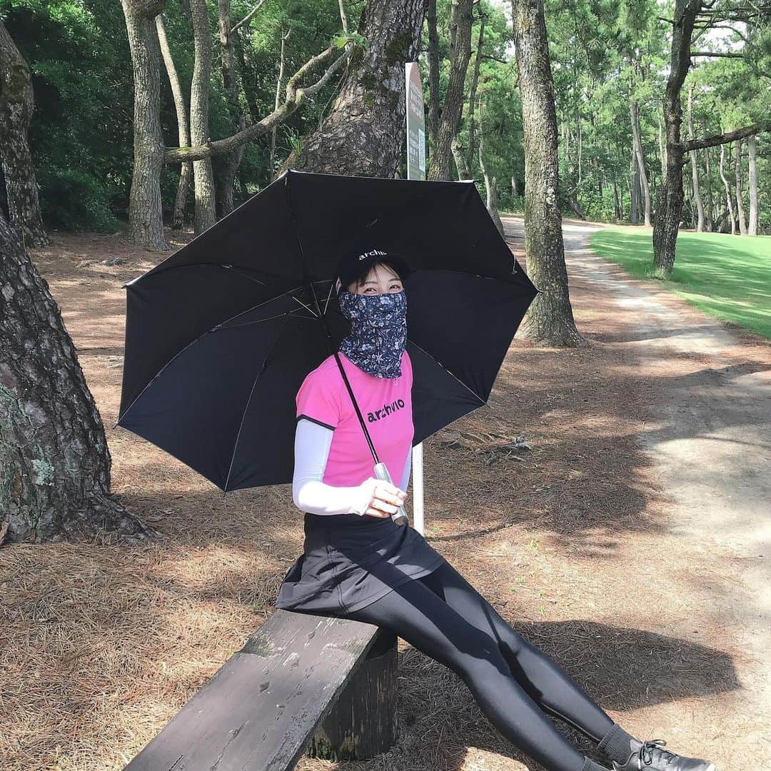米澤有さんのインスタグラム写真 - (米澤有Instagram)「おはようございます☀ 毎日暑いですね😂 暑さ対策して、熱中症にお気をつけてお過ごしください🙇‍♀️✨  #毎日暑いです #夏 #archivio #golf」7月31日 6時39分 - yu.u.yonezawa