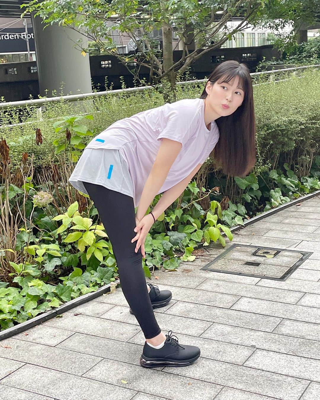 未梨一花さんのインスタグラム写真 - (未梨一花Instagram)「運動できそうでは???     きょう🏃 美容院からの撮影でした〜   来週お楽しみに♪     #tigora #ティゴラ  #スポーツウェア #ランニング女子」7月30日 23時02分 - 1ka__3ri