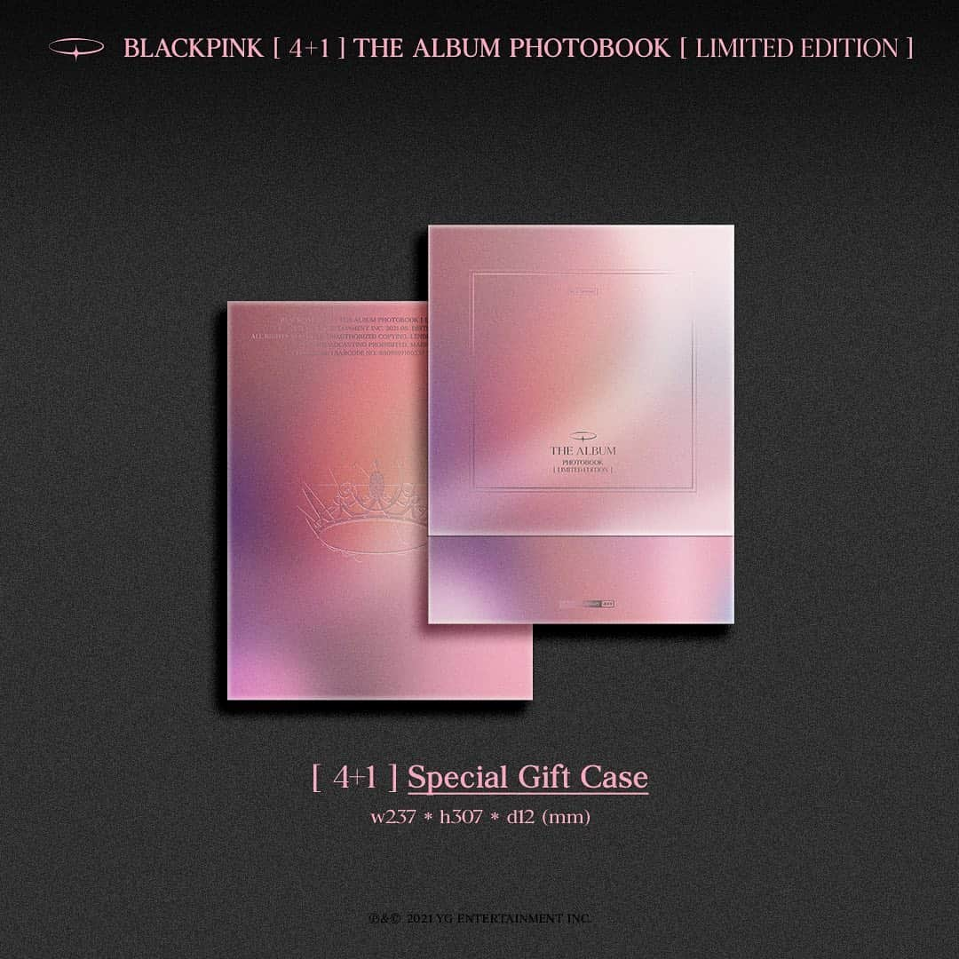 BLACKPINKさんのインスタグラム写真 - (BLACKPINKInstagram)「BLACKPINK [4+1] THE ALBUM PHOTOBOOK [LIMITED EDITION] 📸  ===  Release // August 9 (Mon) Pre-order // July 7 ~ August 8   Photobook Includes: - Sleeve Package Box - Hard Cover Photobook - [4+1] Special Gift Case - [4+1] Double-Sided History Poster Set - [4+1] Hologram Sticker Set - Random Photocard Set - Random Layering Bookmark - Random Folded Poster」7月7日 10時01分 - blackpinkofficial