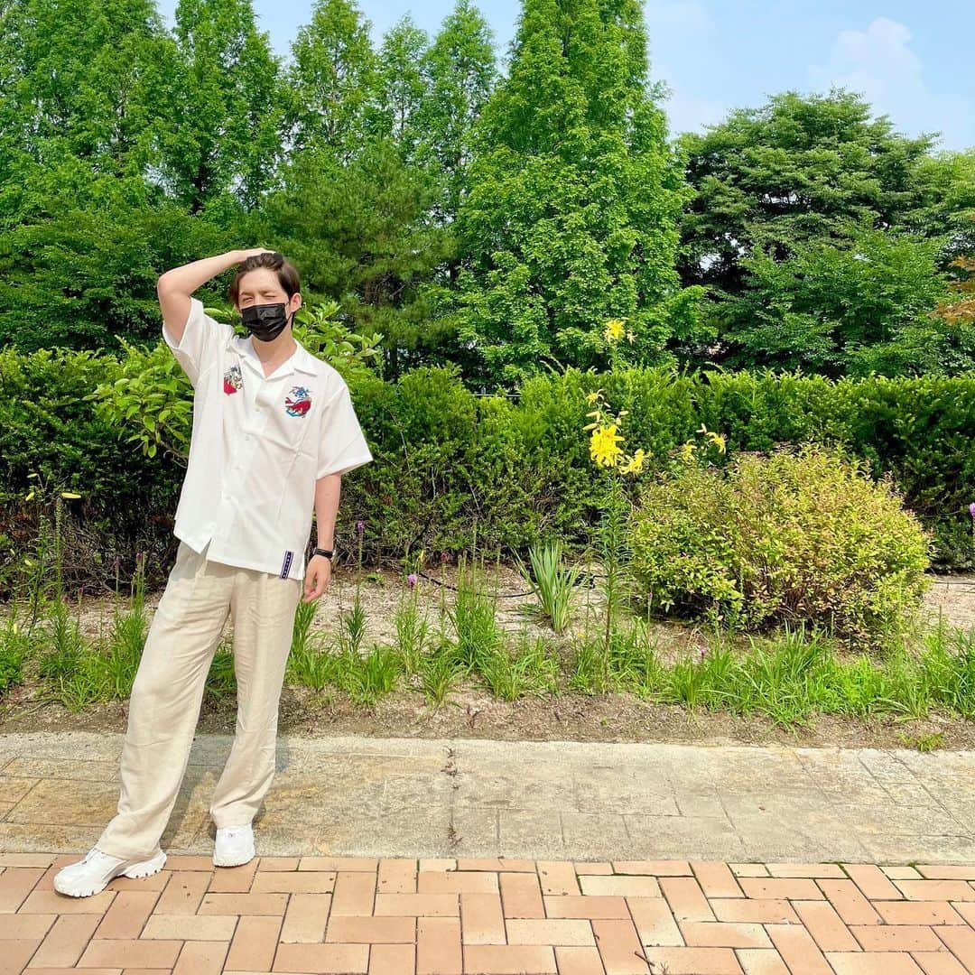 エスクプスさんのインスタグラム写真 - (エスクプスInstagram)「🍀🌼」7月7日 11時10分 - sound_of_coups