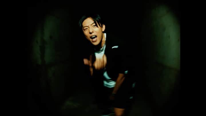 KEN THE 390のインスタグラム：「YouTubeにてMV公開されました🔥 3人がそれぞれスキル爆発させてる感じを是非体感してみてください！  今週金曜の3PREMIREが楽しみすぎる🙌  KEN THE 390「Break All (Remix) feat. テークエム, KennyDoes」」