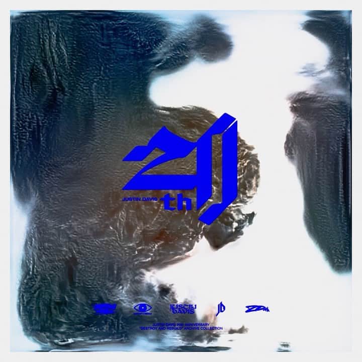 ジャスティンデイビスのインスタグラム：「⠀⠀  JUSTIN DAVIS 20th Anniversary VOL.1  AI SKULL ⠀ 2001年にスタートしたジャスティン デイビスは今年20周年を迎えました。 設立から20年、常にもの作りへの責任と喜びを持ちながらジャスティン デイビスは自由な精神のもと、 約1800型のコレクションを発表してきました。   この20周年を記念し、ブランドを代表するジュエリーを、AIによる機械学習を用いて新たな映像表現に落とし込んだ スペシャルムービー 『DESTROY AND REBUILD』を制作。  次の20年も楽しむことチャレンジする精神を大切に、 新しい輝きを届けられますよう心を込め創造、発信してまいります。   今後も2021年アニバーサリーイヤーを彩る数々のコレクションをお楽しみください。  AI: AI Artist : Yuma Kishi @obake_ai Director : Takahito Matsuno (maxilla) @mtsssn Producer : Luna Goto (maxilla) @lunagoto  #JUSTINDAVIS20thAnniversary #20th #ai  #justindavis」