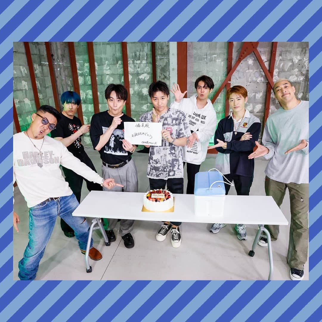 GENERATIONS高校TVのインスタグラム：「完 全 未 公 開 📸 オフショット ♡ 待ってました！って人【😋】でコメント✍️🌟  🎋 今 日 は 七 夕 の 日 🎋 「オフショットが見たい！」の 声にお答えして、GENEメンバーと一緒に 隼の誕生日をお祝いした時の様子を公開📷🐷  アルバムを作ったので ストーリーから見てね😋😋😋  ---------------------------------- #gene高 #ジェネ高 #generations高校tv #gene #generations #ジェネ #ジェネレーションズ #generationsfromexiletribe #ldh #白濱亜嵐 #片寄涼太 #数原龍友 #小森隼 #佐野玲於 #関口メンディー #中務裕太 #ジェネ犬 #七夕 #たなばた #小森誕生日ナンデス」