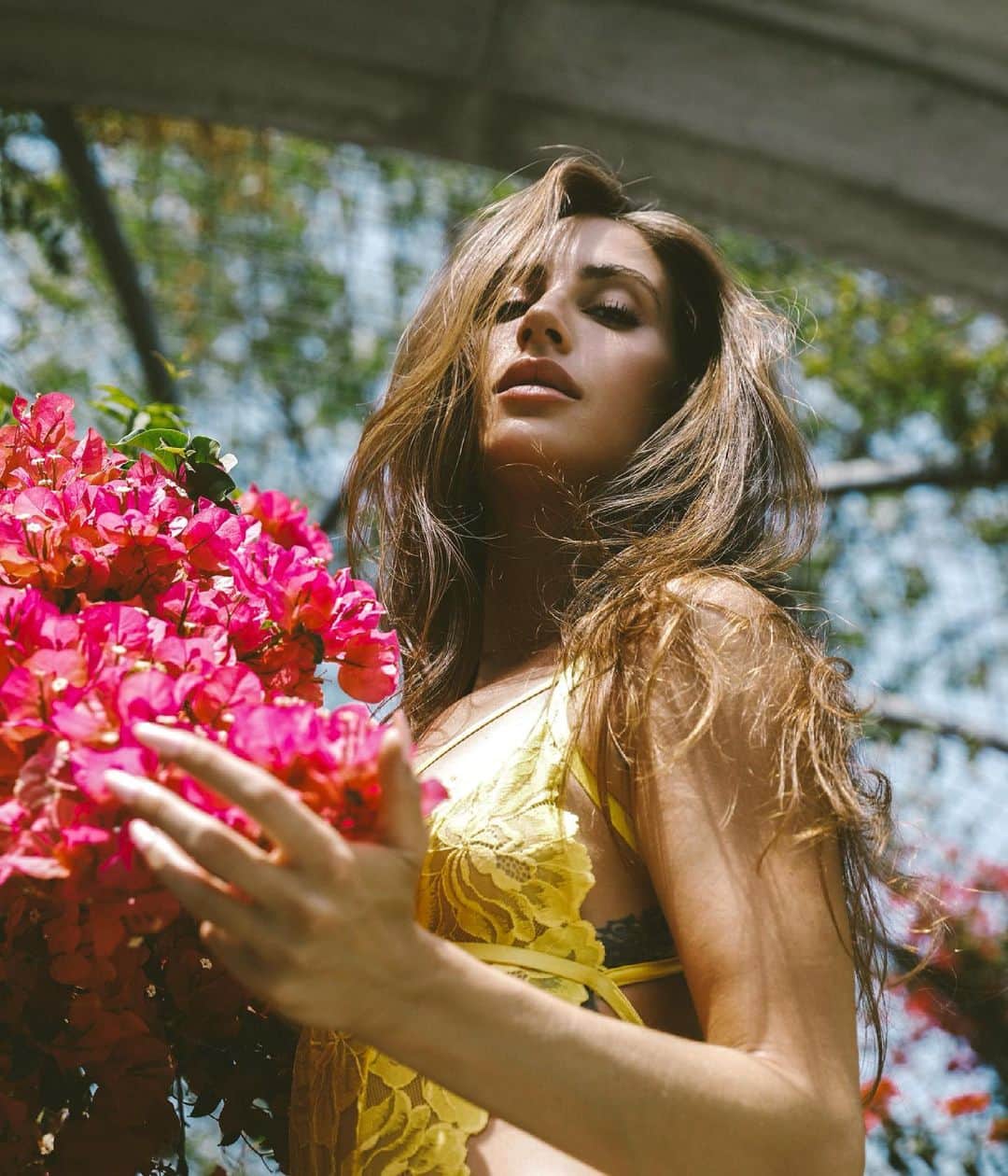 Kaylee Ricciardiさんのインスタグラム写真 - (Kaylee RicciardiInstagram)「Stopped to smell the flowers @yandy 🌺」7月8日 9時05分 - kayleericciardi