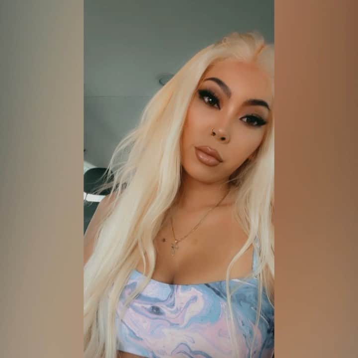 のインスタグラム：「😈💖💖」