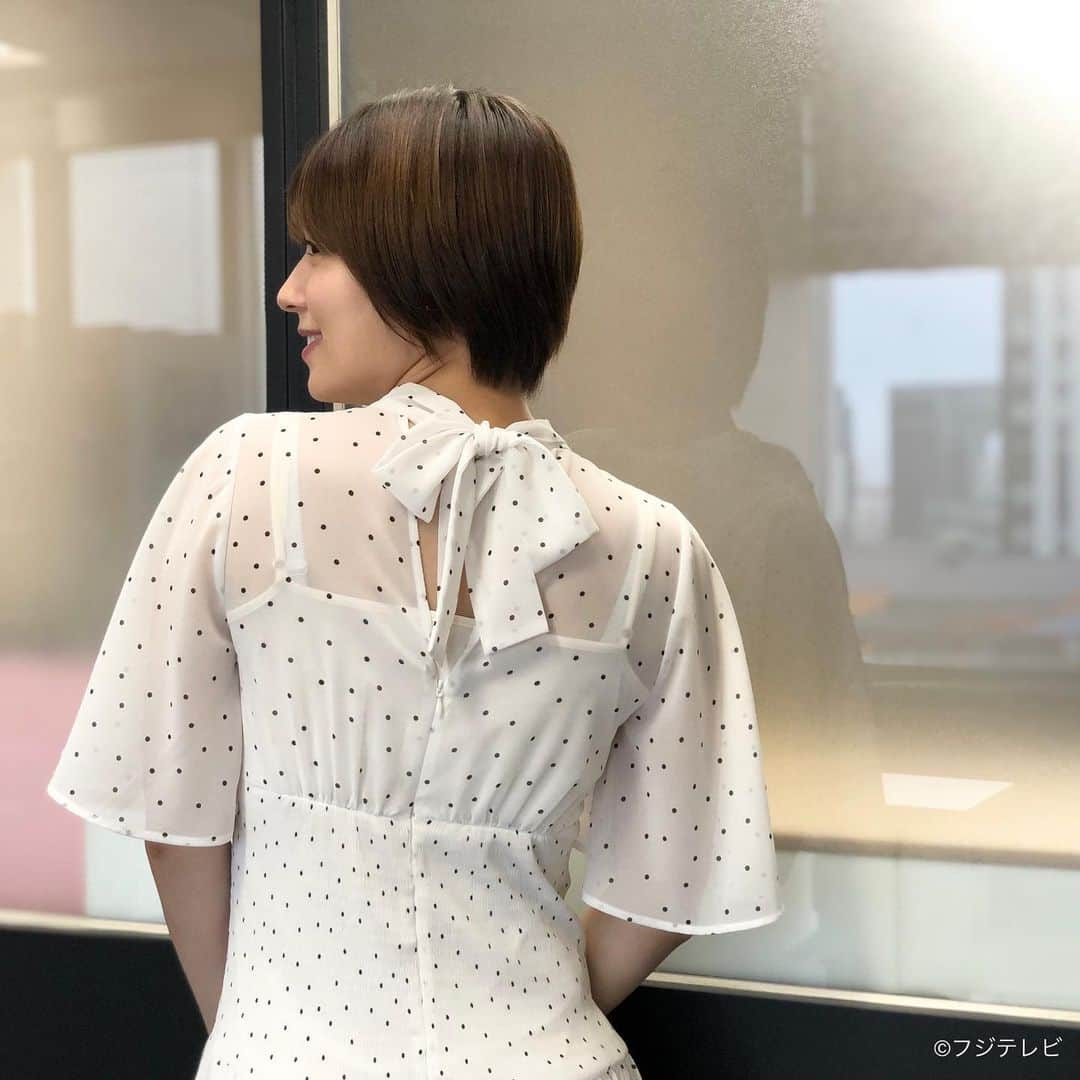 フジテレビ「めざましテレビ」さんのインスタグラム写真 - (フジテレビ「めざましテレビ」Instagram)「7月8日(木)  ファッション雑誌CanCamとコラボした お天気コーナー「きょう何着て行く？」 阿部華也子の毎日のコーデを紹介♪  【きょうのコーデ】 ワンピース→#MERCURYDUO １万３２００円 靴→#銀座かねまつ ２万６８００円 イヤリング→#Heartdance １８７０円  【コーデのポイント】 夏気分が高まるドットワンピース🌻 かわいらしいイメージの柄ですが 透け感のあるシフォン素材や小粒プリント、 ハイネックを選ぶと大人っぽい雰囲気で楽しめます💃✨ ウエストを細く見せてくれるデザインが スタイルアップをアシストしてくれます🙆🏻‍♀️  #めざましテレビ #きょう何着て行く？ #阿部華也子 #今日のコーデ#コーデ#CanCam #今日のファッション#ootd #きょう何着て行く？は月〜金朝6時22分ごろ放送📺 #スタイリストたなべさおり」7月8日 12時41分 - mezamashi.tv