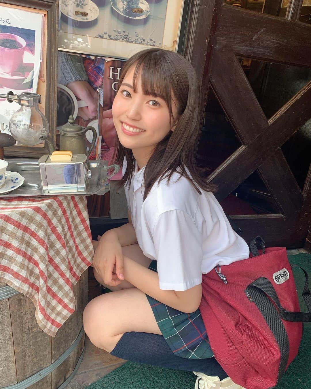 坂東遥さんのインスタグラム写真 - (坂東遥Instagram)「◯ ・ 🏫⚾️  制服の撮影楽しくて好き！  ヤンマガwebの撮り下ろし グラビアみんなみてくれましたか？☺️  #ヤンマガweb  #グラビア」7月8日 13時44分 - b.haruka1103