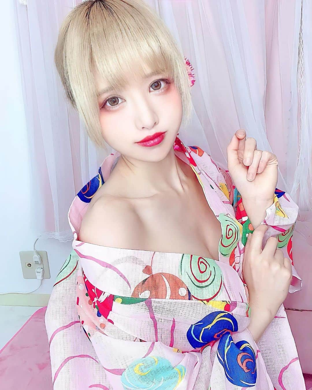 ゆかにゅんさんのインスタグラム写真 - (ゆかにゅんInstagram)「#Japanesekawaii #浴衣  #アイドル #Japaneseidol #selfie #yukata #自撮り女子 #七夕 #‪kimono #japanesemodel #photograph #picture #portrait #tokyo #instagood #tokyofashion #snap #model #gallery #ポートレート #portraitphotgraphy #写真好きな人と繋がりたい #写真撮ってる人と繋がりたい #ポートレート女子 #東京カメラ部 #作品撮り #japan_of_insta #Japanesegirl #followme」7月8日 15時31分 - yuka_neko_nyun