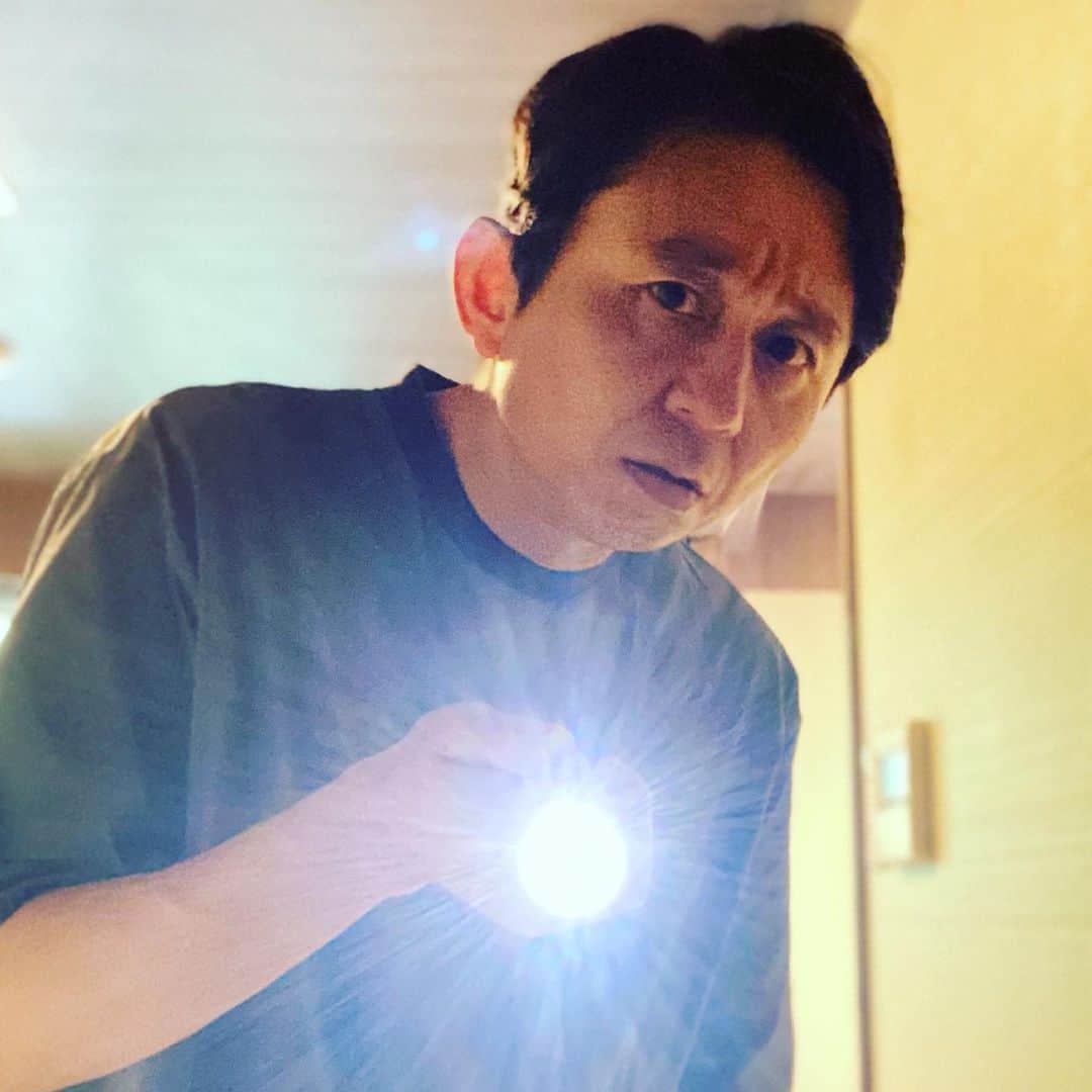有吉弘行さんのインスタグラム写真 - (有吉弘行Instagram)「弁当ありましたので 立って食べます。 その方がカッコいいので。」7月8日 15時56分 - ariyoshihiroiki