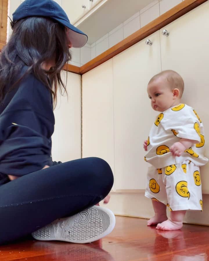 のインスタグラム：「Sound On. 💩  ...Our little Girl 🌸」