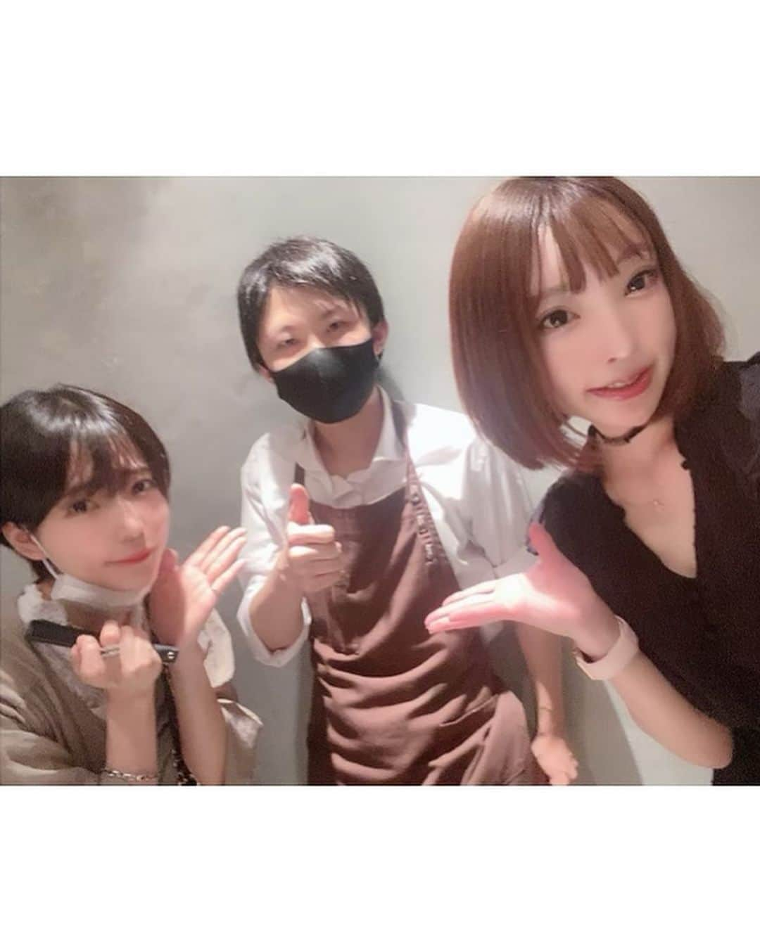 まいてぃ（粕谷まい）さんのインスタグラム写真 - (まいてぃ（粕谷まい）Instagram)「大好きなしーなさんとフレンチ❤ ・ ・ デートだ☺️💓 ほんといつも会えたら嬉しくて、沢山喋っちゃって沢山ふざけちゃって、でもずっと楽しそうに笑ってくれるしーなさんが大好きで、バイバイしてから「私うるさくなかったかなぁ」とか心配になっちゃうくらい浮かれちゃうくらい好き🥺❤️ ・ ・ しーなさんに出会えてほんとによかった☺️💓 ・ ・ 一緒に行ったフレンチはミシュランとったお店で麻布十番にあるスブリムってお店🍽💕 楽しくて沢山写真撮ったし品数も多くて載せきれなかったけど全部全部美味しかったし目でも楽しませてくれる素敵なお店でした🤤❤️ ・ ・ 幸せすぎた❤❤ ・ ・ こんな私と仲良くしてくれて本当にありがとうございます❤ 最後はシェフも巻き添いにして写真も撮らせて頂きました😂💓 ・ ・ 思い出🥰 ・ ・ ・ ・ ・ ・ #麻布十番 #フレンチ #グルメ #美味しい #foodstagram #辰巳シーナ #まいてぃ #Tバック隊長 #恵比寿マスカッツ #japanesegirl #asiangirls」7月8日 23時24分 - maity_0917