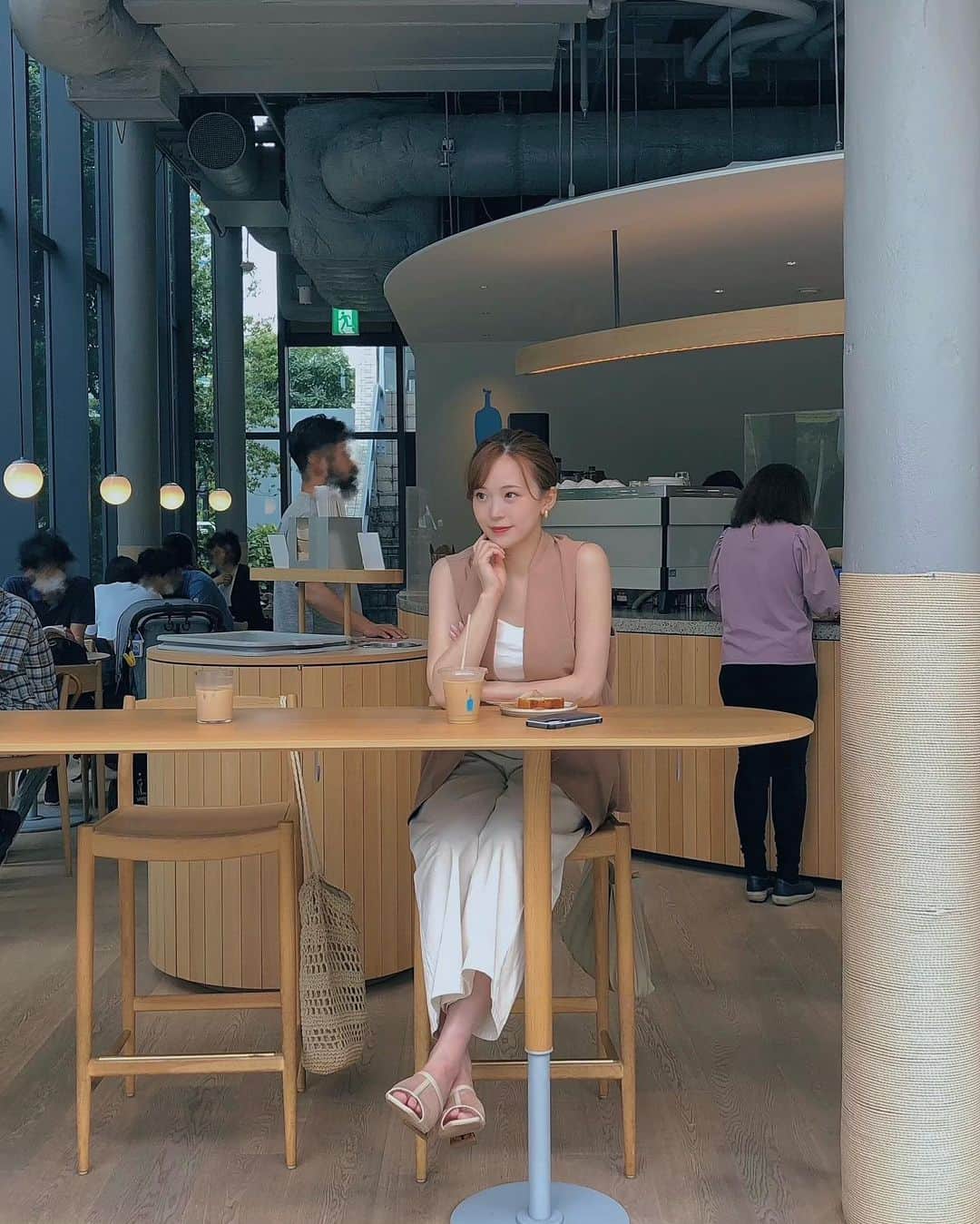 山田悠希さんのインスタグラム写真 - (山田悠希Instagram)「☕️ * みなとみらい！！ 好き！！住みたい！！！！ * #みなとみらい #みなとみらいカフェ #ブルーボトルコーヒー #bluebottlecoffee」7月8日 23時27分 - yukiyuki57