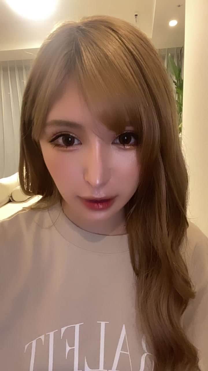 小原優花のインスタグラム：「7.9 12:00〜発売開始です♡  @iral_official」