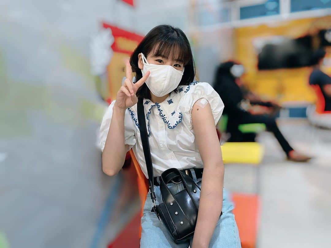 仲川遥香のインスタグラム：「Saya sudah vaksin covid-19💉 コロナのワクチン打ってきました💉  #indonesia #jepang #vaksin #covid_19 #ジャカルタ生活 #海外生活 #仲川遥香 #🇯🇵🇮🇩」