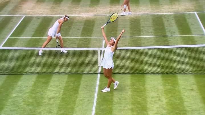 柴原瑛菜のインスタグラム：「✨Final Four Feels🔥 @wimbledon #semifinalsbound • • • #athlete #sports #professional #tennis #player #enashibahara #wta #ellesse #ellessejapan #yonex #yonexjapan #2021 #asicsjapan #Wimbledon  #柴原瑛菜 #選手 #プロ #テニス #スポーツ #エレッセ #ヨネックス #橋本総業ホールディングス #シンポウテニスリゾート #全英オープン」