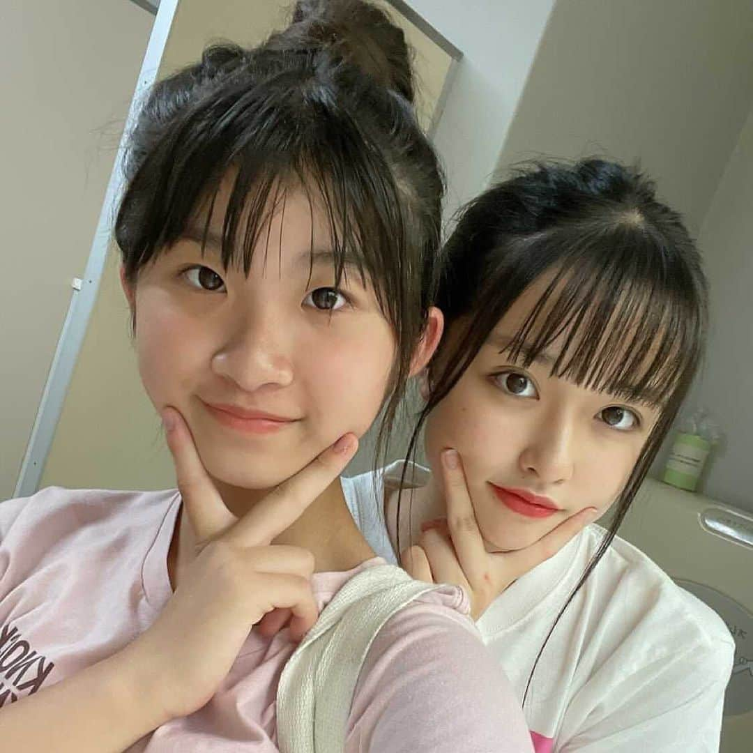 りりさんのインスタグラム写真 - (りりInstagram)「おりんりん♡ ここはトイレだね‪w 明日も会える♡  #showroom #おりりroom #jmix #ジェイミックス #model #モデル #jc3 #りり」7月9日 22時37分 - riiiiiriiii0308