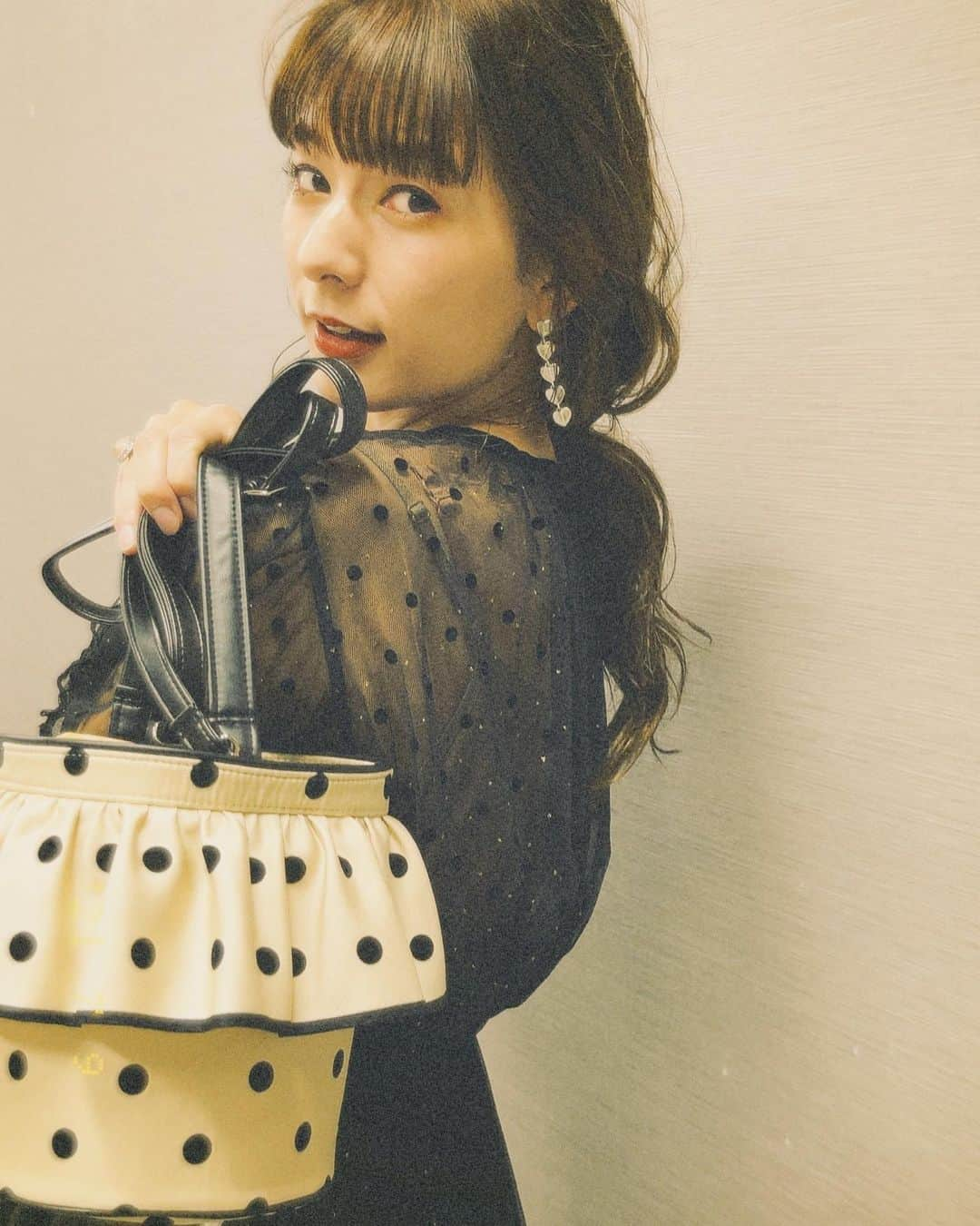 スザンヌさんのインスタグラム写真 - (スザンヌInstagram)「dot × dot ●○●  👜 @setsuko_sagittaire  👗 @amerivintage  💫 @mayu_accessories」7月9日 22時32分 - suzanneeee1028