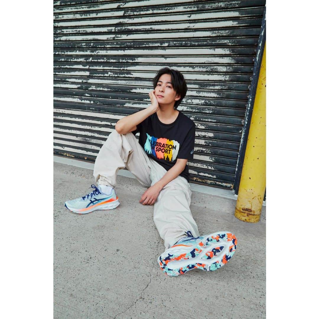 和田颯のインスタグラム：「👟👟👟 #NYLONJAPAN #ココロカラダ前へ #UpliftingMinds #ASICS #アシックス」
