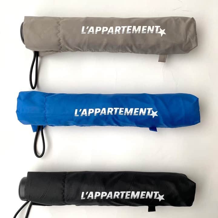 L'Appartementのインスタグラム：「☔️☔️☔️  @lappartement Umbrella 55cm ¥5,280 in store now. @lappartement_aoyama  @lappartement_tokyo  @lappartement_kobe  ⭐︎Online store Released on 7/15😉 ※こちらはショップからの通信販売は対応しておりません。ご了承下さい。  #lappartement #2021 #summer #collection #enjoy #sports #rainyday  #umbrella」