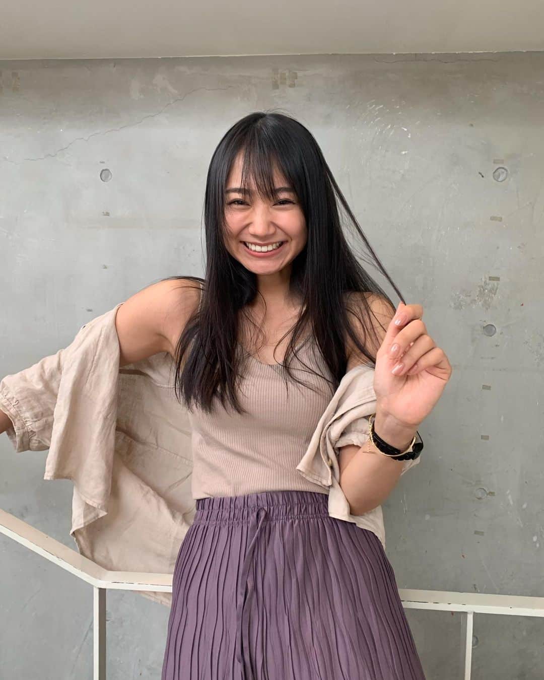 相沢菜々子さんのインスタグラム写真 - (相沢菜々子Instagram)「サラサラすぎてめちゃめちゃ いい顔してるやんってなって各SNS上げた。笑 #トリートメント @acqua_keiji_furumoto」7月9日 18時32分 - nanako_aizawa