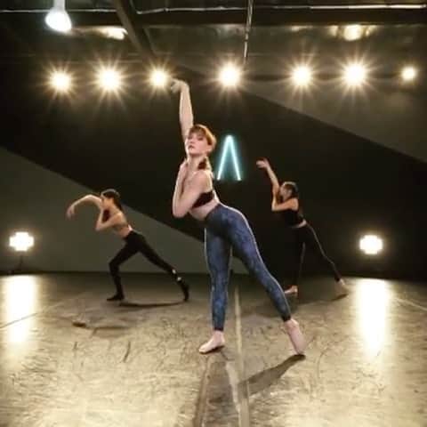 Julia Michaelsのインスタグラム：「Love seeing people’s interpretations of this song so much. If you’ve made a cover or a dance or a painting for this song or ANY song off nico I wanna see it :)」