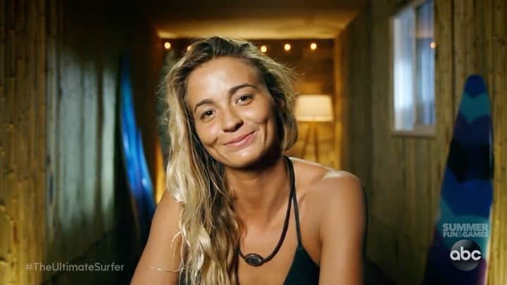 ブリアナ・コープのインスタグラム：「ITS GO TIME😂✅❤️🏄‍♀️💪🏽😉 @ultimatesurferabc premiering August 23rd on @abcnetwork」