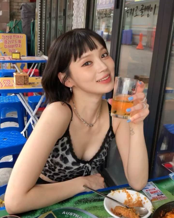 Yoonbitnaのインスタグラム：「오늘 올릴 거 많겠당📸」