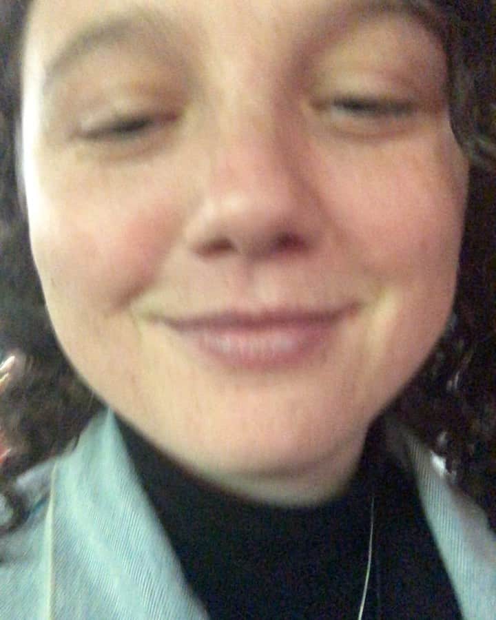 のインスタグラム：「Thank you to all the Sweet Tooth viewers ❤️ @sweettoothnetflix」