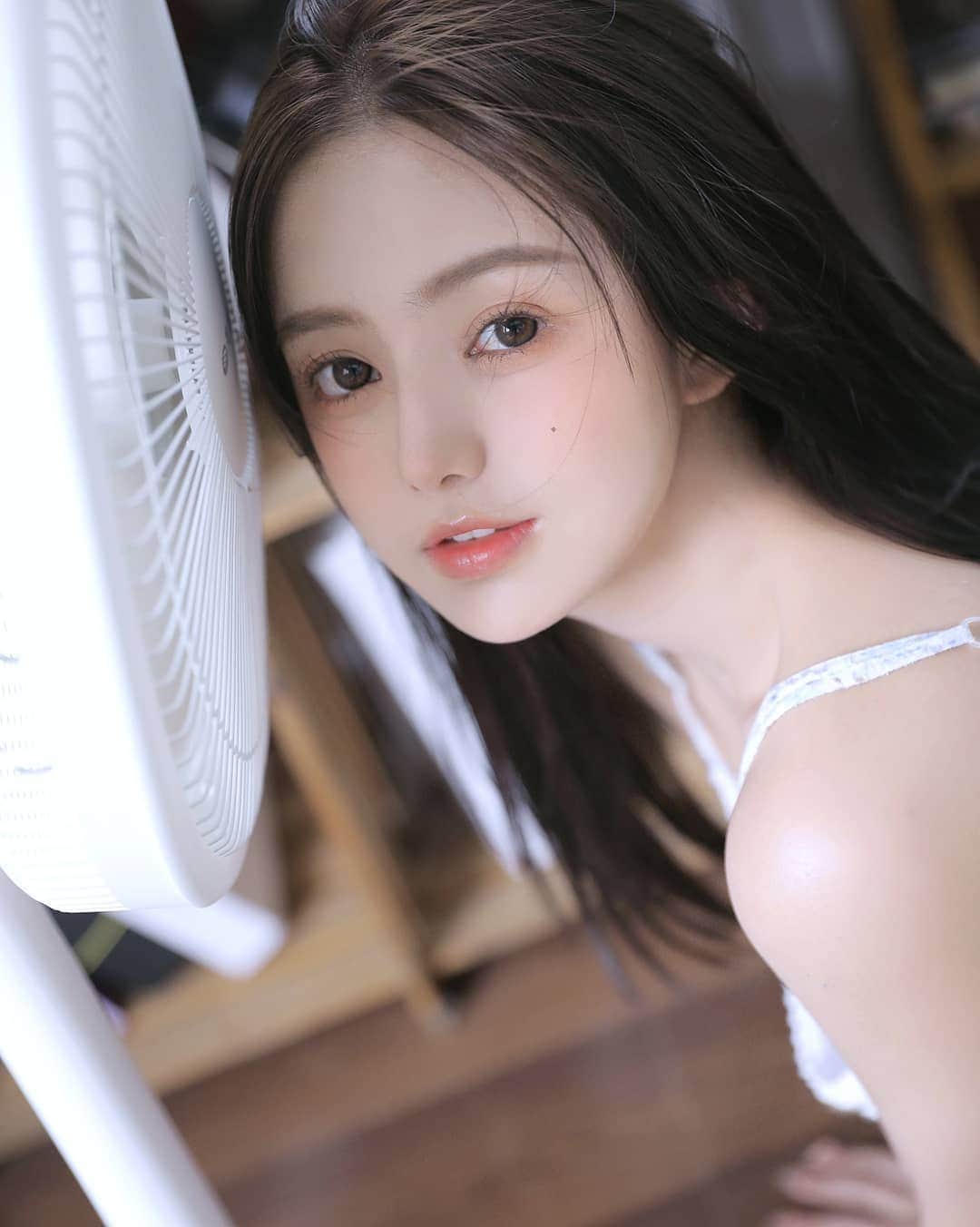 Shikaさんのインスタグラム写真 - (ShikaInstagram)「Model: 夏夏 Photo by Mikey小曦」7月10日 11時27分 - shika.kamisaka