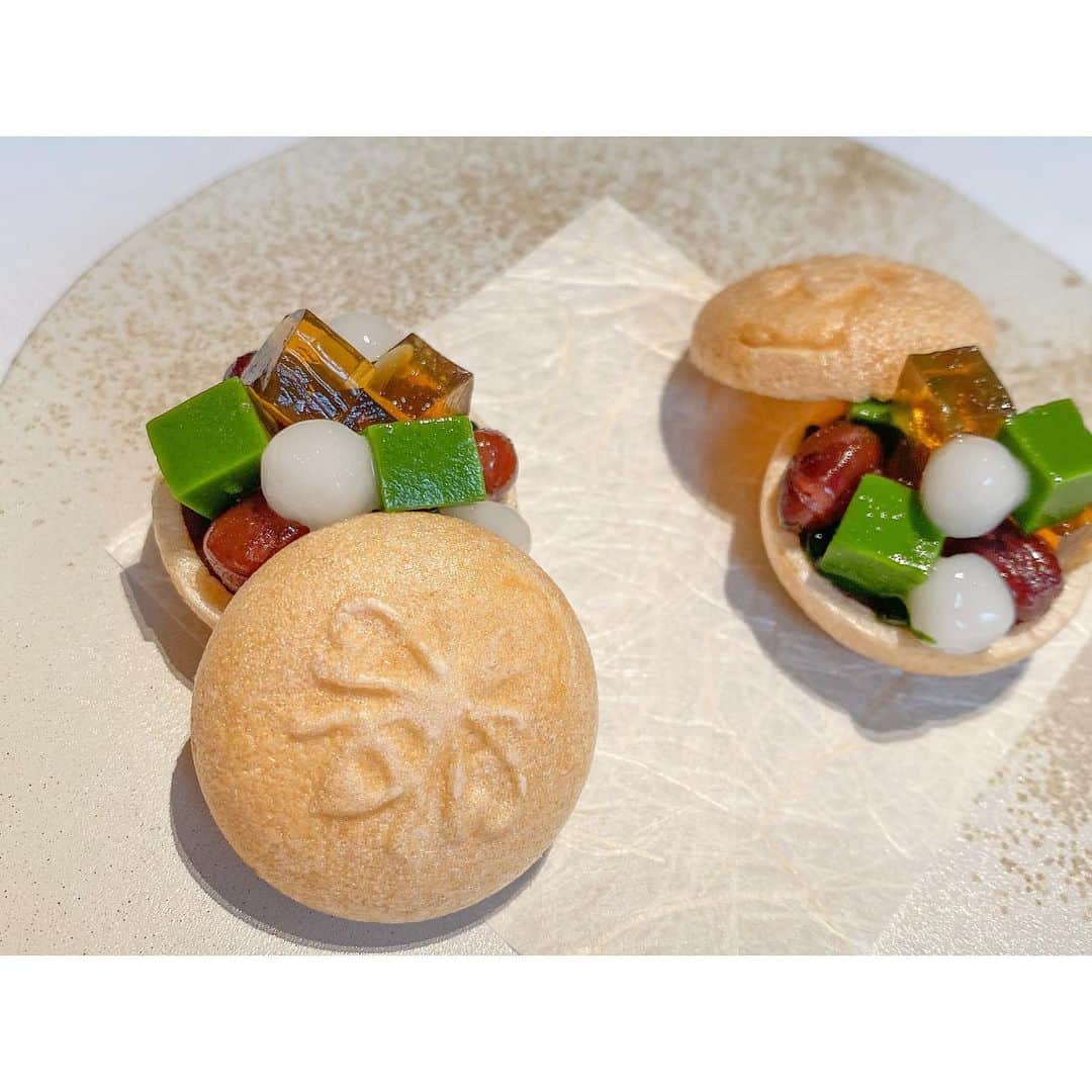 石井美保さんのインスタグラム写真 - (石井美保Instagram)「お祝い 森の酵母で作るパンが美味 #narisawa」7月10日 19時33分 - miho_ishii