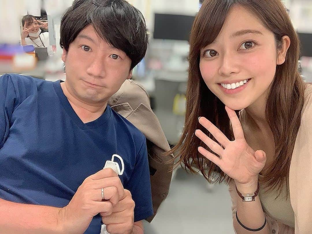 八幡美咲のインスタグラム：「こんばんは！八幡です♧  今日からいよいよ 夏の高校野球 広島大会が 開幕しました！  このあと21時半から 試合ダイジェストをライブ配信💻️  でお届けします☺️🌸  ホームぽるぽるTVや ホームテレビのホームページから ご覧いただけます。  よかったら 見に来てくださいね✨  #ぽるぽるTV #高校野球 #広島大会 #広島 #開幕 #ホームテレビ #アナウンサー #廣瀬隼也 #八幡美咲」