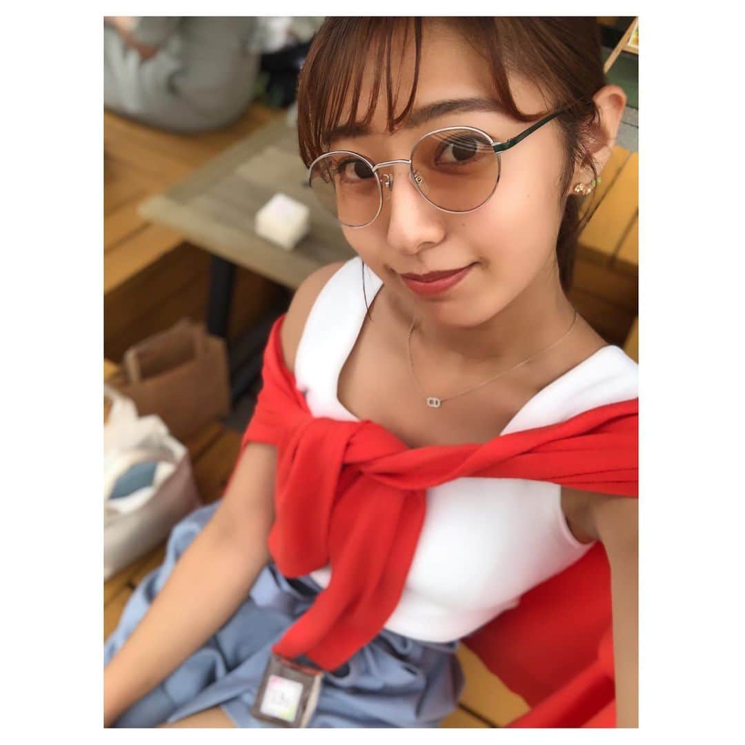 のインスタグラム：「🕶 . おにゅーのサングラスかけて 梅雨の中休み。 のほほん時間でした☺️ . #gucci #サングラス #夏 #summer」