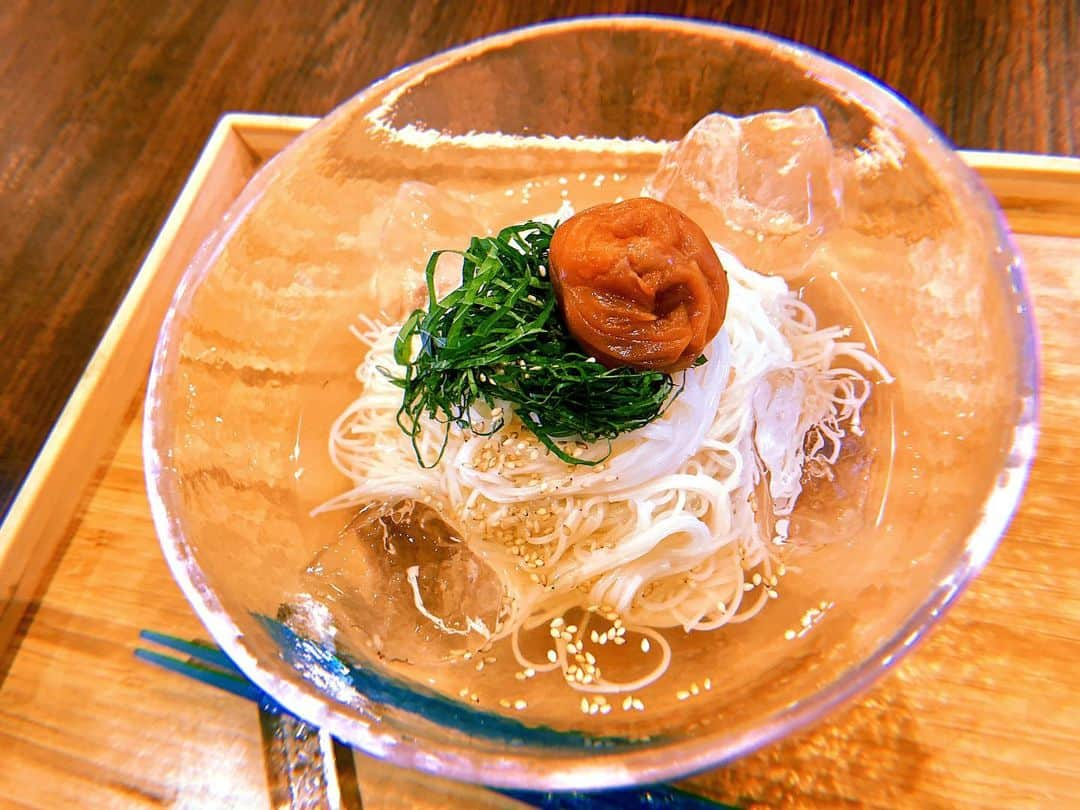 西園みすずのインスタグラム：「お素麺最高⸝⋆⸝⋆ . #そうめん #そうめんレシピ  #そうめんアレンジ #揖保乃糸  #夏ごはん  #献立 #おうちごはん」