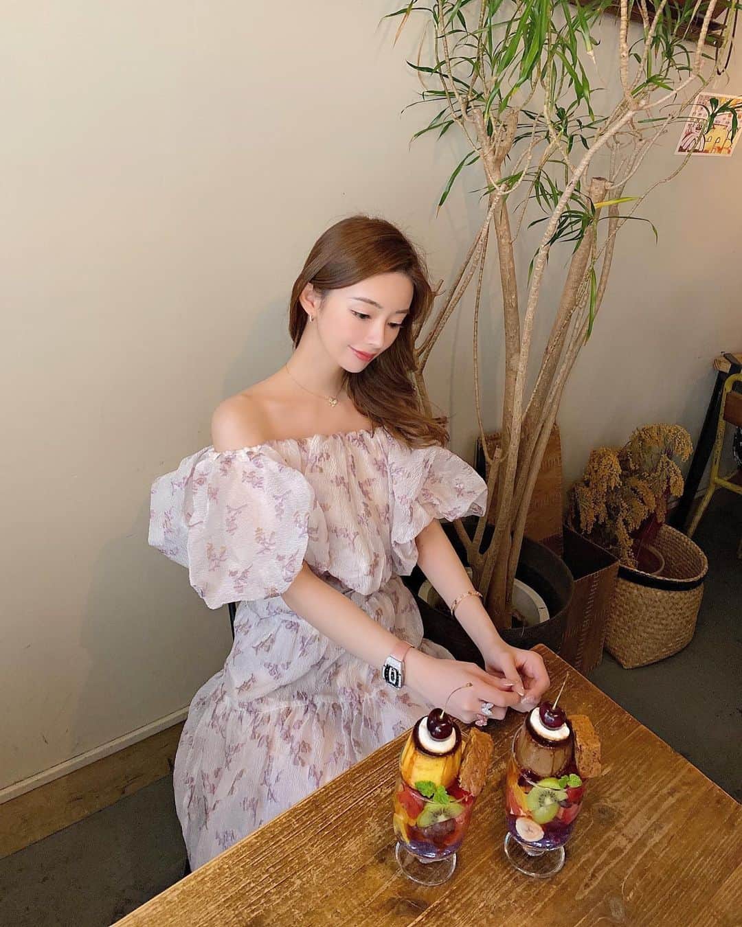 小川ももえのグルメインスタ