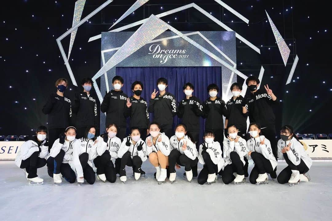 紀平梨花さんのインスタグラム写真 - (紀平梨花Instagram)「Dreams on Ice 2021終了しました！ ありがとうございました☺️✨ ※写真撮影時のみマスクを外しています。 #ドリームオンアイス」7月11日 21時25分 - rikaskate0721