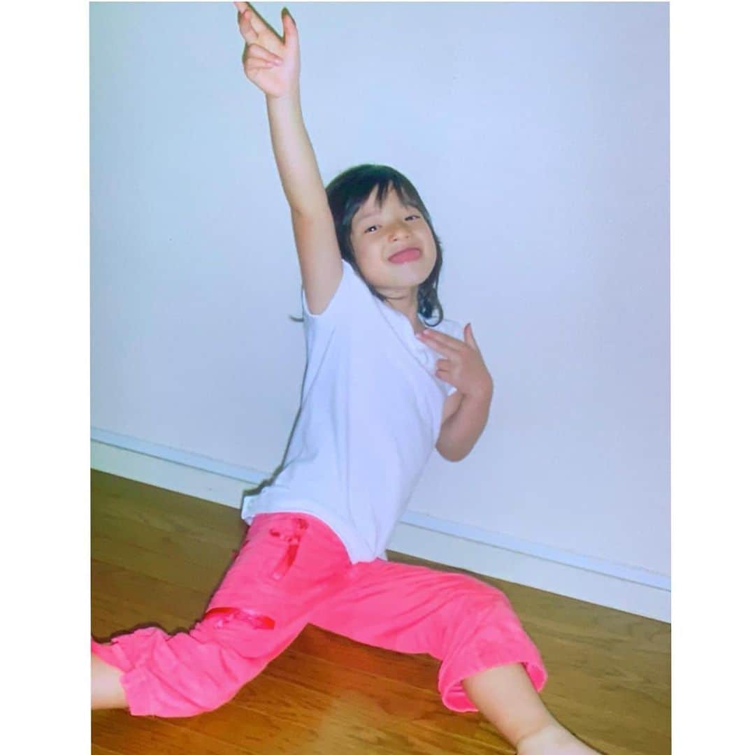 石井杏奈さんのインスタグラム写真 - (石井杏奈Instagram)「23歳の始まり。 楽しく生きます☺︎  皆様、いつもありがとう。」7月11日 13時11分 - anna_ishii_official